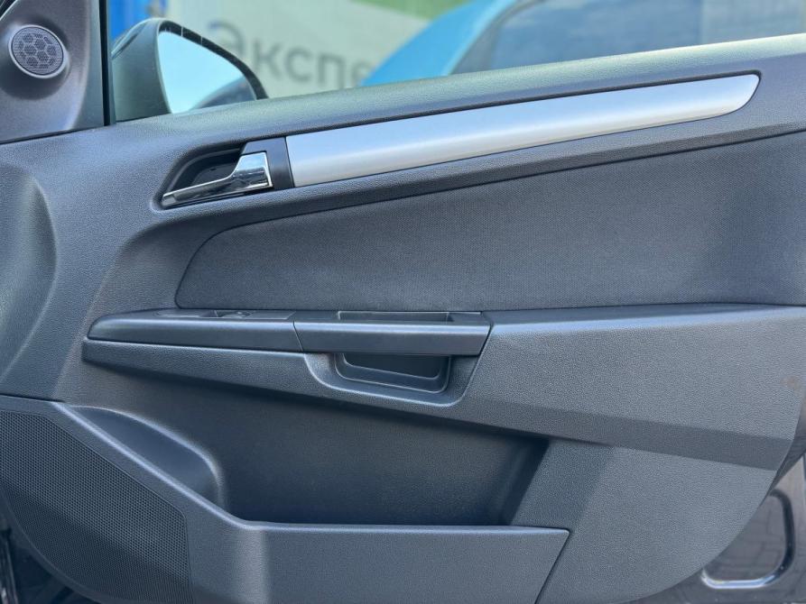 Opel Astra H Рестайлинг Ростов-на-Дону  - изображение 18