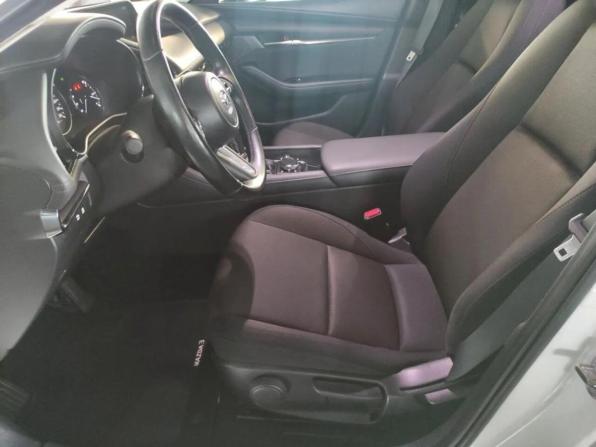 Mazda 3 IV (BP) с пробегом 2019 года, цена 2 200 000 рублей, 52854 км, седан, Автокод Объявления