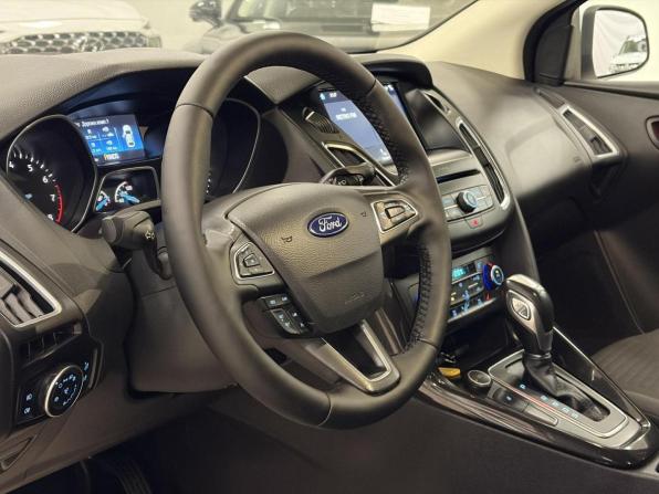 Ford Focus III Рестайлинг с пробегом 2018 года, цена 999 000 рублей, 81293 км, хэтчбек, Автокод Объявления