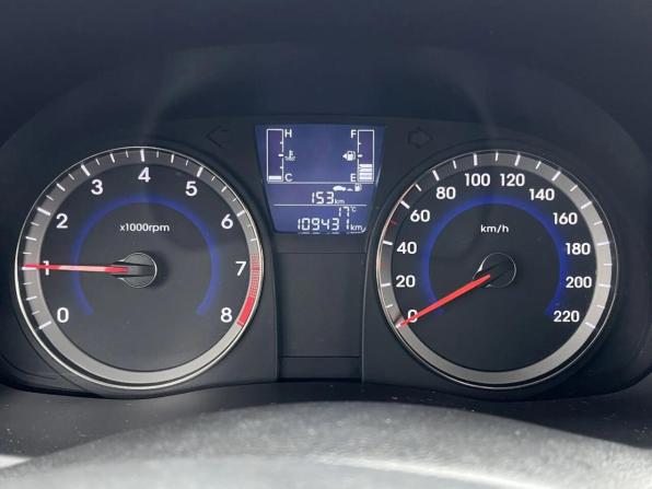 Hyundai Solaris I Рестайлинг с пробегом 2014 года, цена 925 000 рублей, 109005 км, хэтчбек, Автокод Объявления