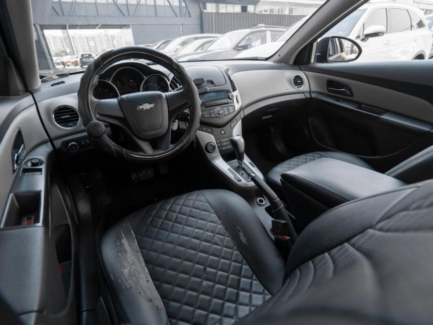 Chevrolet Cruze I Рестайлинг Москва  - изображение 7