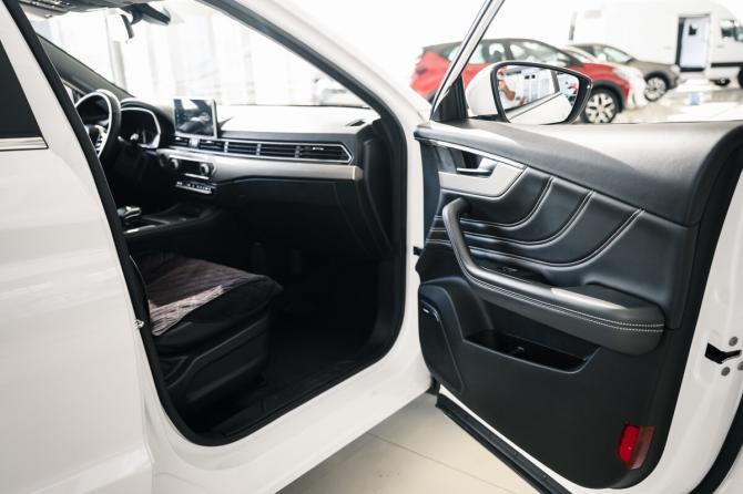 JETOUR X70 I Рестайлинг 2 с пробегом 2024 года, цена 2 050 000 рублей, 33000 км, внедорожник, Автокод Объявления
