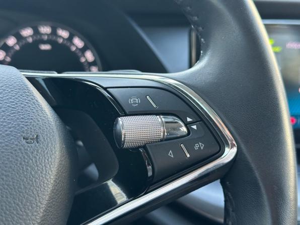 Skoda Octavia IV (A8) с пробегом 2021 года, цена 2 279 000 рублей, 69436 км, лифтбек, Автокод Объявления