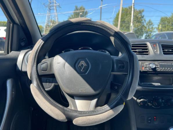 Renault Sandero II с пробегом 2017 года, цена 600 000 рублей, 187455 км, хэтчбек, Автокод Объявления