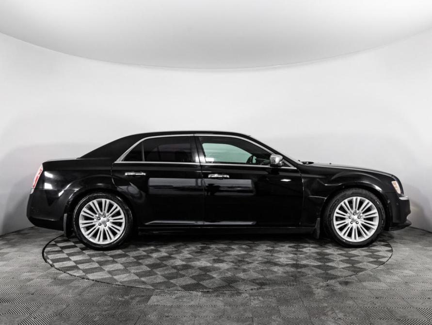 Chrysler 300C II Санкт-Петербург  - изображение 7
