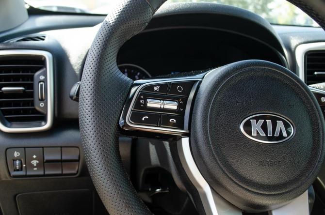 Kia Sportage IV Рестайлинг с пробегом 2018 года, цена 1 940 000 рублей, 106427 км, внедорожник, Автокод Объявления