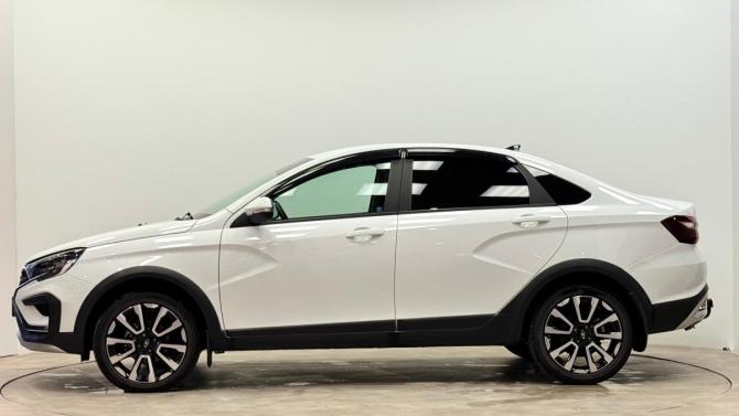 Lada (ВАЗ) Vesta I Рестайлинг (NG) с пробегом 2023 года, цена 1 385 000 рублей, 27000 км, седан, Автокод Объявления