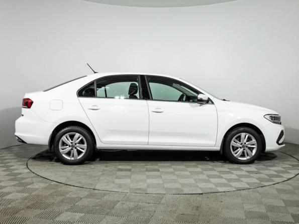 Volkswagen Polo VI с пробегом 2022 года, цена 1 889 000 рублей, 57425 км, лифтбек, Автокод Объявления