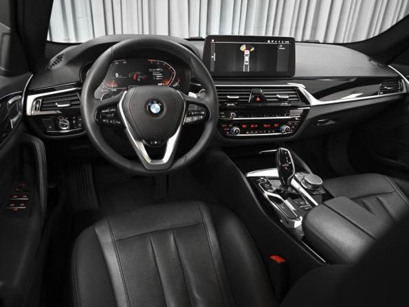BMW 5 серии VII (G30/G31/G38) Рестайлинг с пробегом 2021 года, цена 3 348 070 рублей, 78721 км, седан, Автокод Объявления