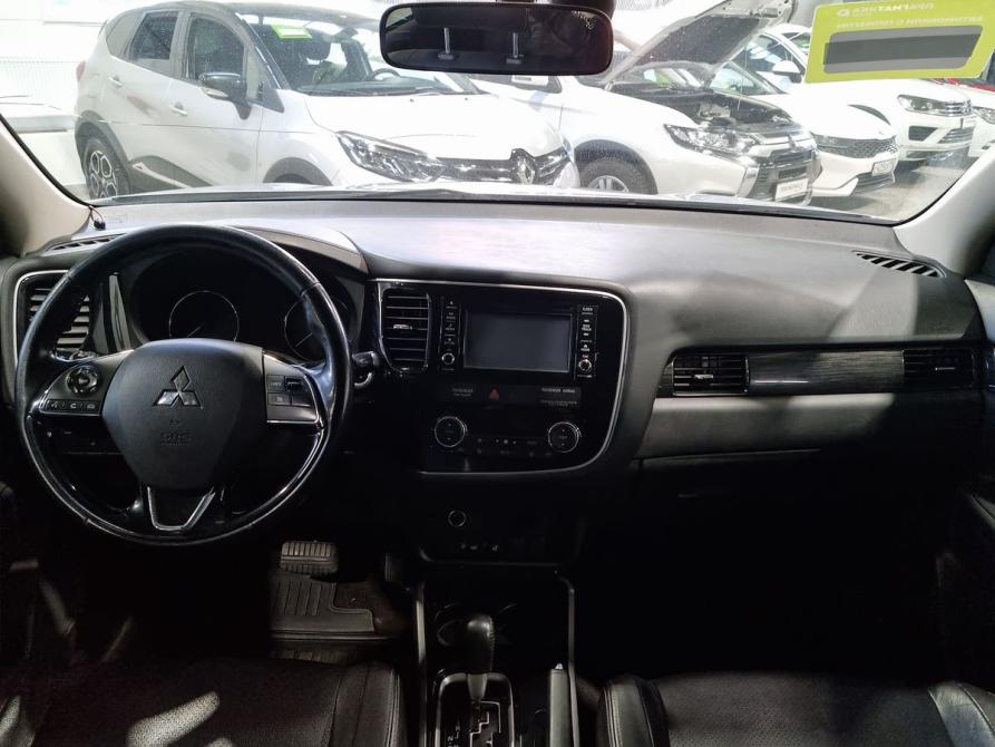 Mitsubishi Outlander III Рестайлинг 2 Санкт-Петербург  - изображение 11