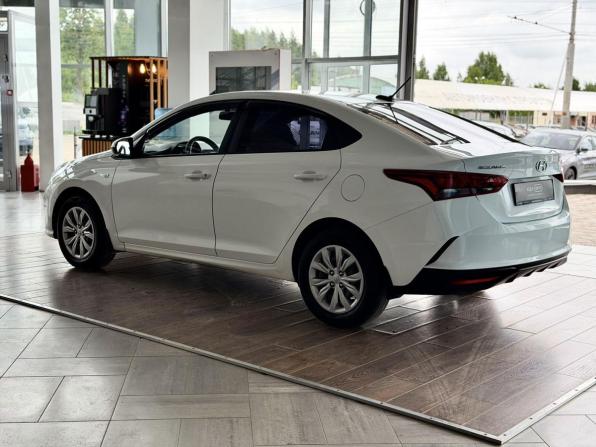 Hyundai Solaris II Рестайлинг с пробегом 2020 года, цена 1 294 000 рублей, 177012 км, седан, Автокод Объявления