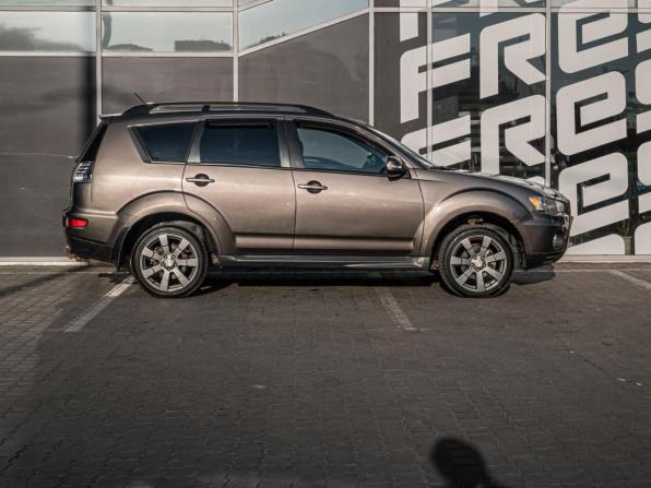 Mitsubishi Outlander II Рестайлинг с пробегом 2010 года, цена 1 175 000 рублей, 201129 км, внедорожник, Автокод Объявления