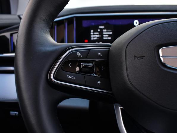 Geely Atlas II с пробегом 2024 года, цена 2 920 000 рублей, 47862 км, внедорожник, Автокод Объявления