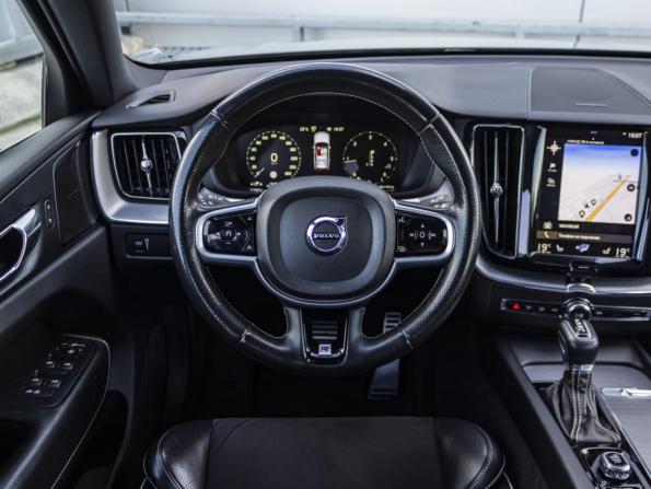 Volvo XC60 II с пробегом 2018 года, цена 3 599 000 рублей, 131000 км, внедорожник, Автокод Объявления