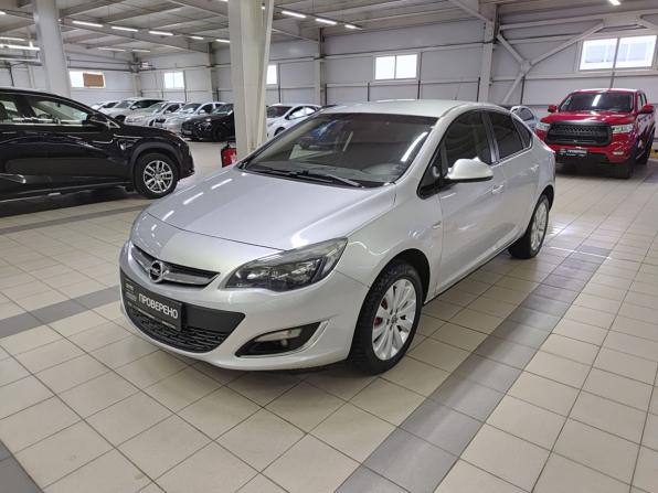 Opel Astra J Рестайлинг с пробегом 2012 года, цена 699 000 рублей, 201184 км, седан, Автокод Объявления