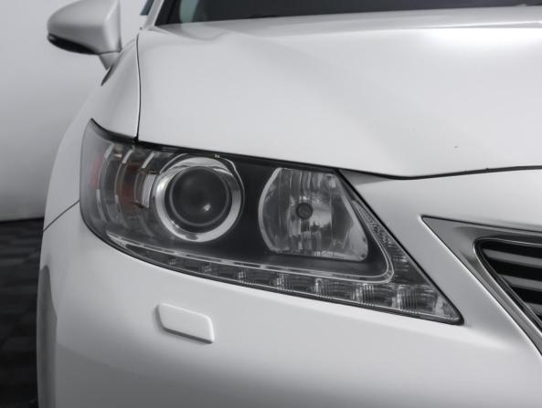 Lexus ES VI Рестайлинг с пробегом 2015 года, цена 1 750 000 рублей, 309000 км, седан, Автокод Объявления