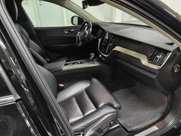 Volvo XC60 II с пробегом 2021 года, цена 3 369 999 рублей, 131146 км, внедорожник, Автокод Объявления