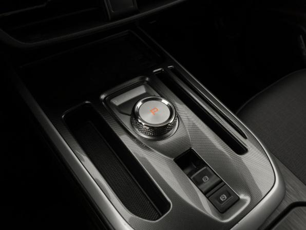 Haval Jolion I Рестайлинг с пробегом 2024 года, цена 2 230 000 рублей, 29410 км, внедорожник, Автокод Объявления