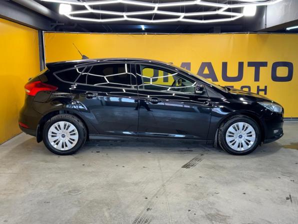 Ford Focus III Рестайлинг с пробегом 2019 года, цена 1 579 000 рублей, 63397 км, хэтчбек, Автокод Объявления