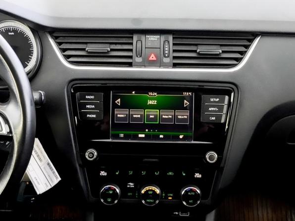 Skoda Octavia III (A7) Рестайлинг с пробегом 2019 года, цена 1 490 000 рублей, 194020 км, лифтбек, Автокод Объявления