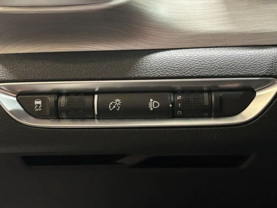Geely Coolray I Саратов  - изображение 15