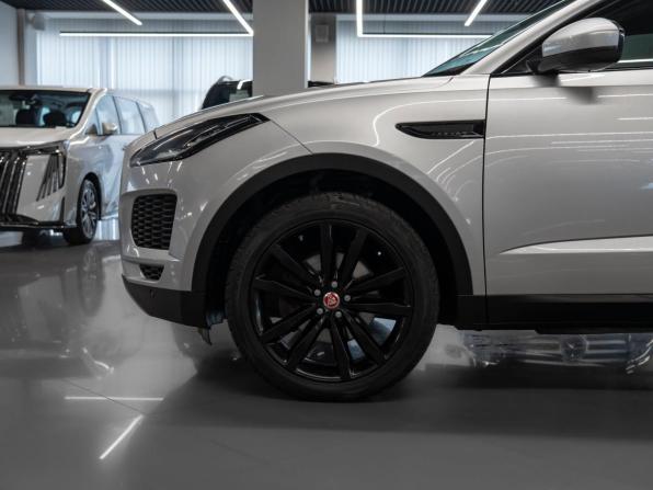 Jaguar E-Pace I с пробегом 2019 года, цена 2 490 000 рублей, 133183 км, внедорожник, Автокод Объявления