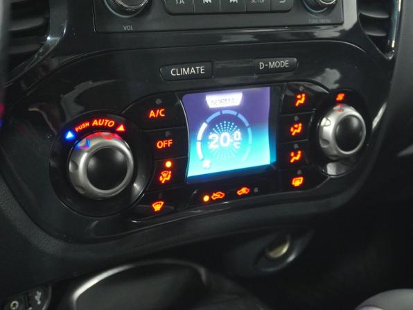 Nissan Juke I с пробегом 2012 года, цена 876 000 рублей, 174722 км, внедорожник, Автокод Объявления