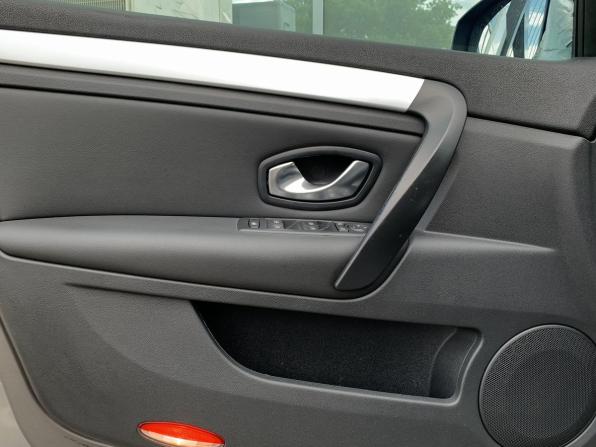 Renault Laguna III с пробегом 2008 года, цена 599 000 рублей, 227975 км, лифтбек, Автокод Объявления