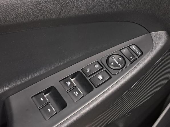 Hyundai Tucson III Рестайлинг с пробегом 2019 года, цена 2 310 000 рублей, 62695 км, внедорожник, Автокод Объявления