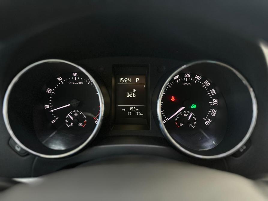 Skoda Yeti I Санкт-Петербург  - изображение 19