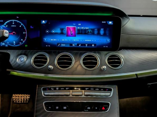 Mercedes-Benz E-Класс V (W213 S213 C238) Рестайлинг с пробегом 2020 года, цена 4 310 000 рублей, 83324 км, седан, Автокод Объявления