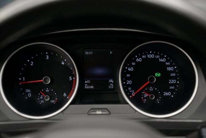 Volkswagen Tiguan II Рестайлинг с пробегом 2021 года, цена 3 294 000 рублей, 65000 км, внедорожник, Автокод Объявления