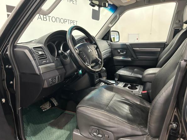 Mitsubishi Pajero IV Рестайлинг 1 с пробегом 2012 года, цена 1 899 000 рублей, 190564 км, внедорожник, Автокод Объявления