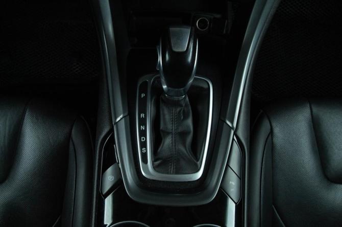 Ford Mondeo V с пробегом 2015 года, цена 1 829 000 рублей, 144950 км, седан, Автокод Объявления