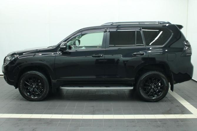 Toyota Land Cruiser Prado 150 Series Рестайлинг 3 с пробегом 2022 года, цена 6 656 000 рублей, 110900 км, внедорожник, Автокод Объявления