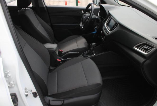 Hyundai Solaris II с пробегом 2018 года, цена 1 475 000 рублей, 125168 км, седан, Автокод Объявления