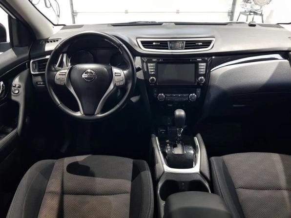 Nissan Qashqai II с пробегом 2017 года, цена 1 549 000 рублей, 113806 км, внедорожник, Автокод Объявления