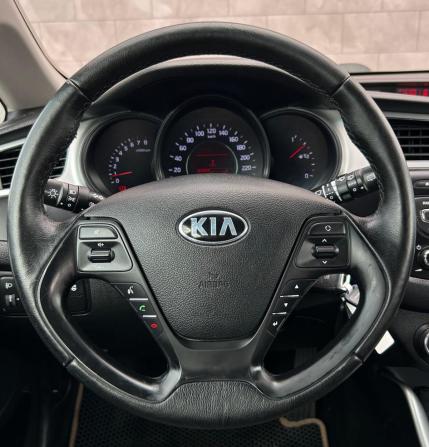 Kia Ceed II с пробегом 2013 года, цена 1 100 000 рублей, 153090 км, универсал, Автокод Объявления