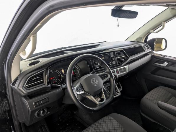 Volkswagen Multivan T6 Рестайлинг с пробегом 2021 года, цена 5 850 000 рублей, 111404 км, минивэн, Автокод Объявления