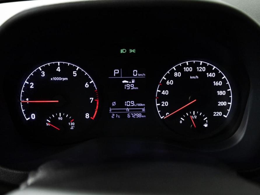 Hyundai Solaris II Санкт-Петербург  - изображение 12