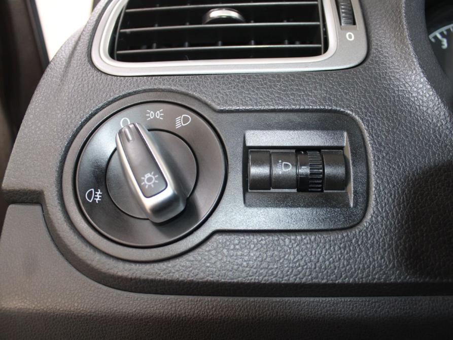 Volkswagen Polo V Рестайлинг Старый Оскол  - изображение 16