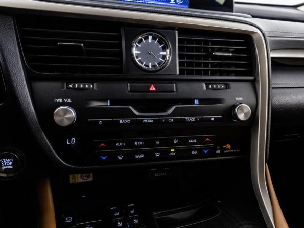 Lexus RX IV Рестайлинг с пробегом 2019 года, цена 4 170 000 рублей, 127691 км, внедорожник, Автокод Объявления