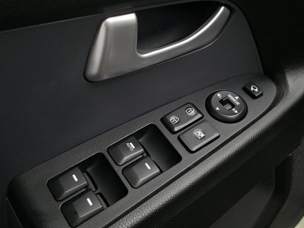 Kia Sportage III с пробегом 2012 года, цена 1 073 000 рублей, 168845 км, внедорожник, Автокод Объявления