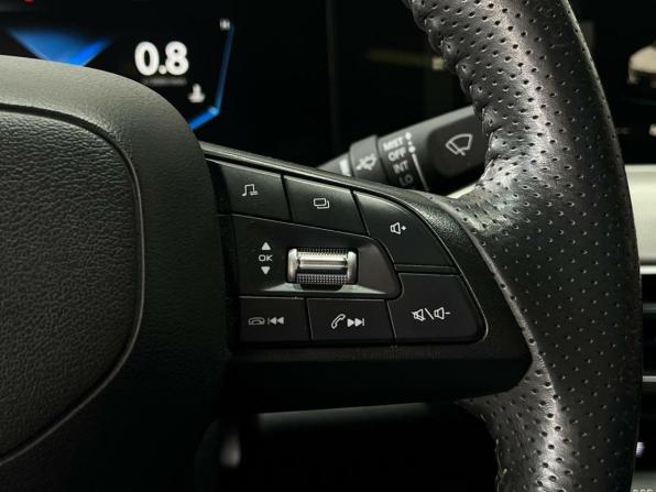 Changan UNI-T I с пробегом 2023 года, цена 2 340 000 рублей, 63185 км, внедорожник, Автокод Объявления