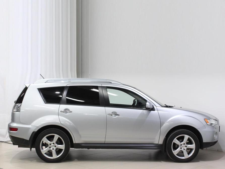 Mitsubishi Outlander II Рестайлинг Курск  - изображение 4