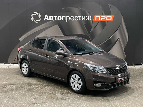 Kia Rio III Рестайлинг с пробегом 2015 года, цена 994 000 рублей, 173962 км, седан, Автокод Объявления
