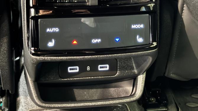Geely Monjaro I с пробегом 2024 года, цена 3 515 000 рублей, 33095 км, внедорожник, Автокод Объявления
