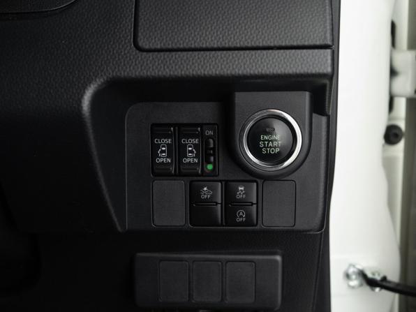 Toyota Tank I с пробегом 2018 года, цена 1 019 300 рублей, 72800 км, микровэн, Автокод Объявления
