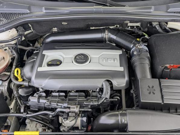 Skoda Yeti I Рестайлинг с пробегом 2014 года, цена 1 345 000 рублей, 125446 км, внедорожник, Автокод Объявления
