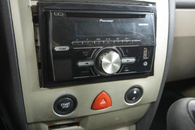 Renault Megane II с пробегом 2005 года, цена 479 000 рублей, 220100 км, седан, Автокод Объявления